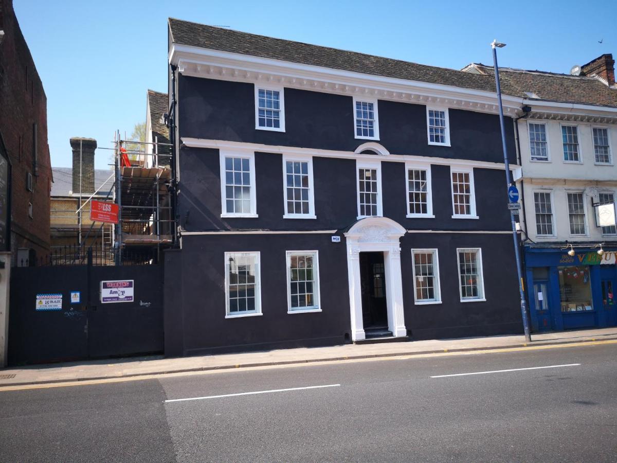 Stone Court House Hotel Maidstone Bagian luar foto