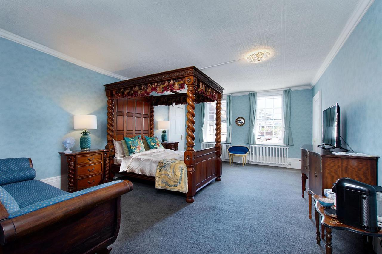 Stone Court House Hotel Maidstone Bagian luar foto