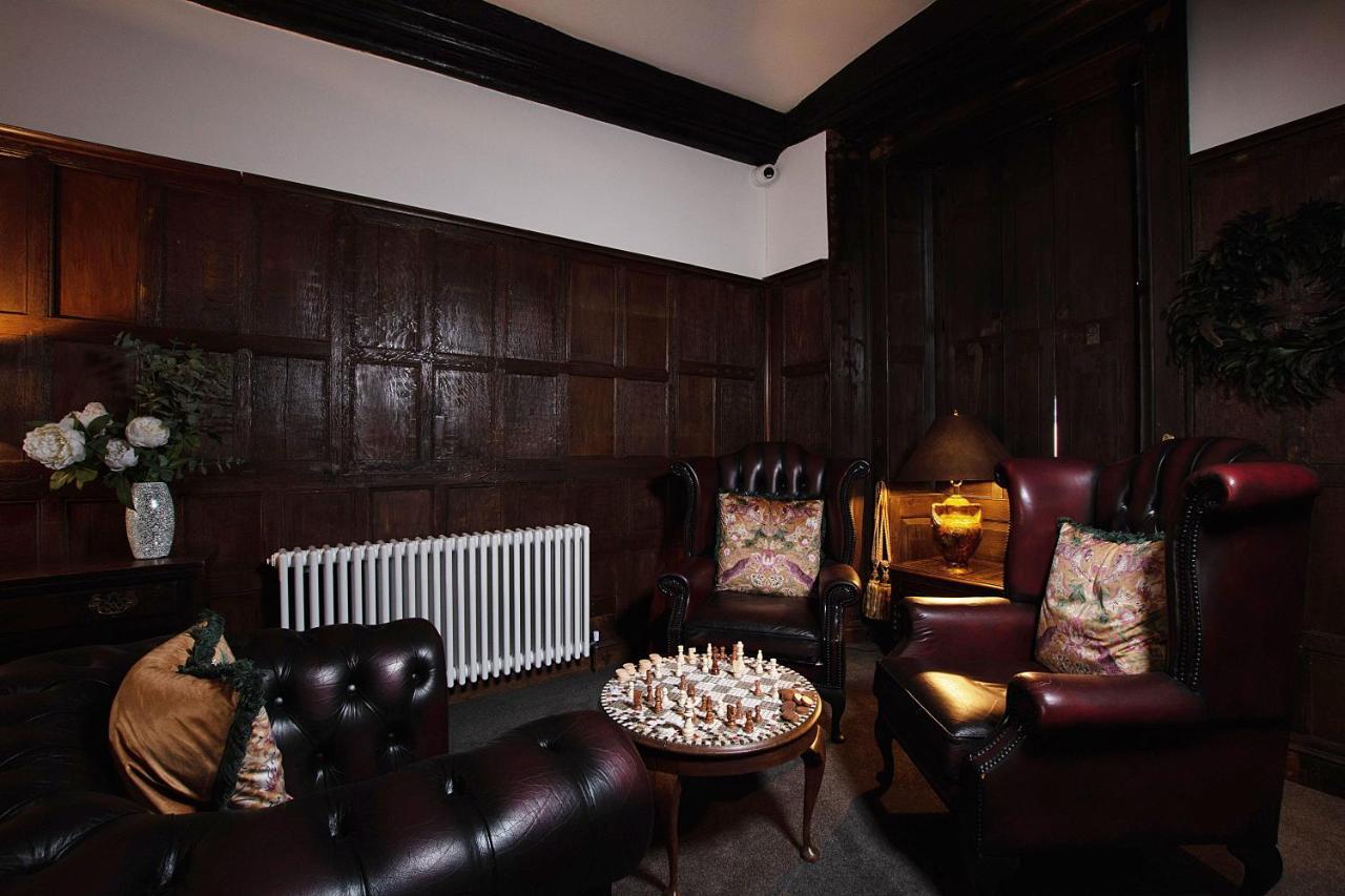 Stone Court House Hotel Maidstone Bagian luar foto