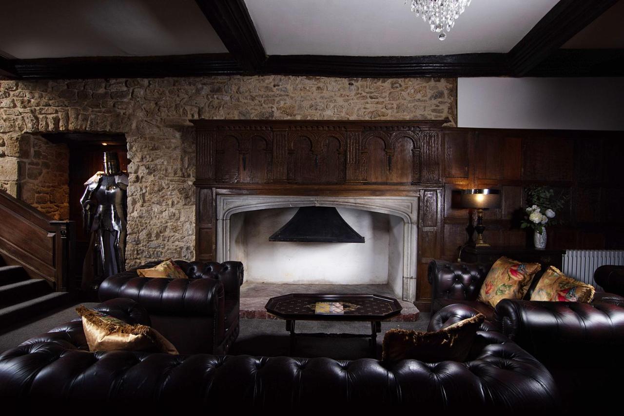 Stone Court House Hotel Maidstone Bagian luar foto