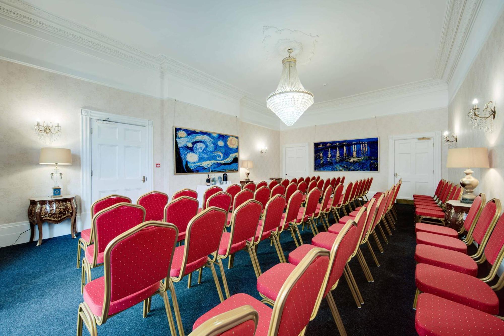 Stone Court House Hotel Maidstone Bagian luar foto