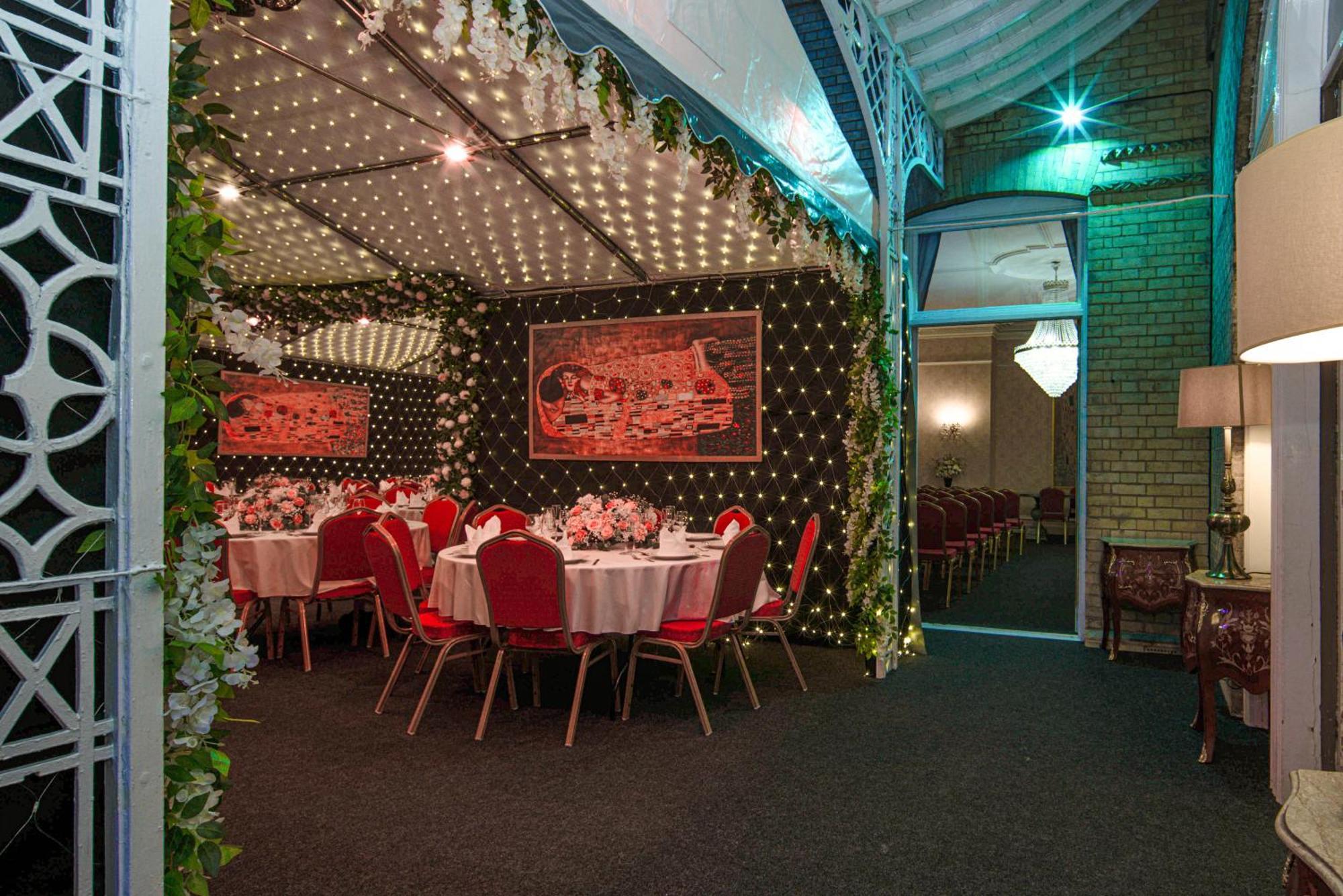 Stone Court House Hotel Maidstone Bagian luar foto