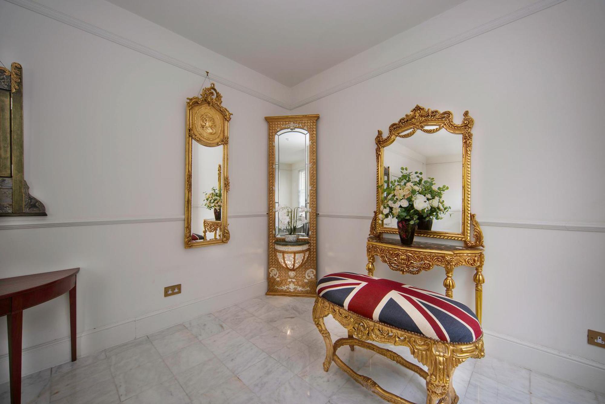 Stone Court House Hotel Maidstone Bagian luar foto