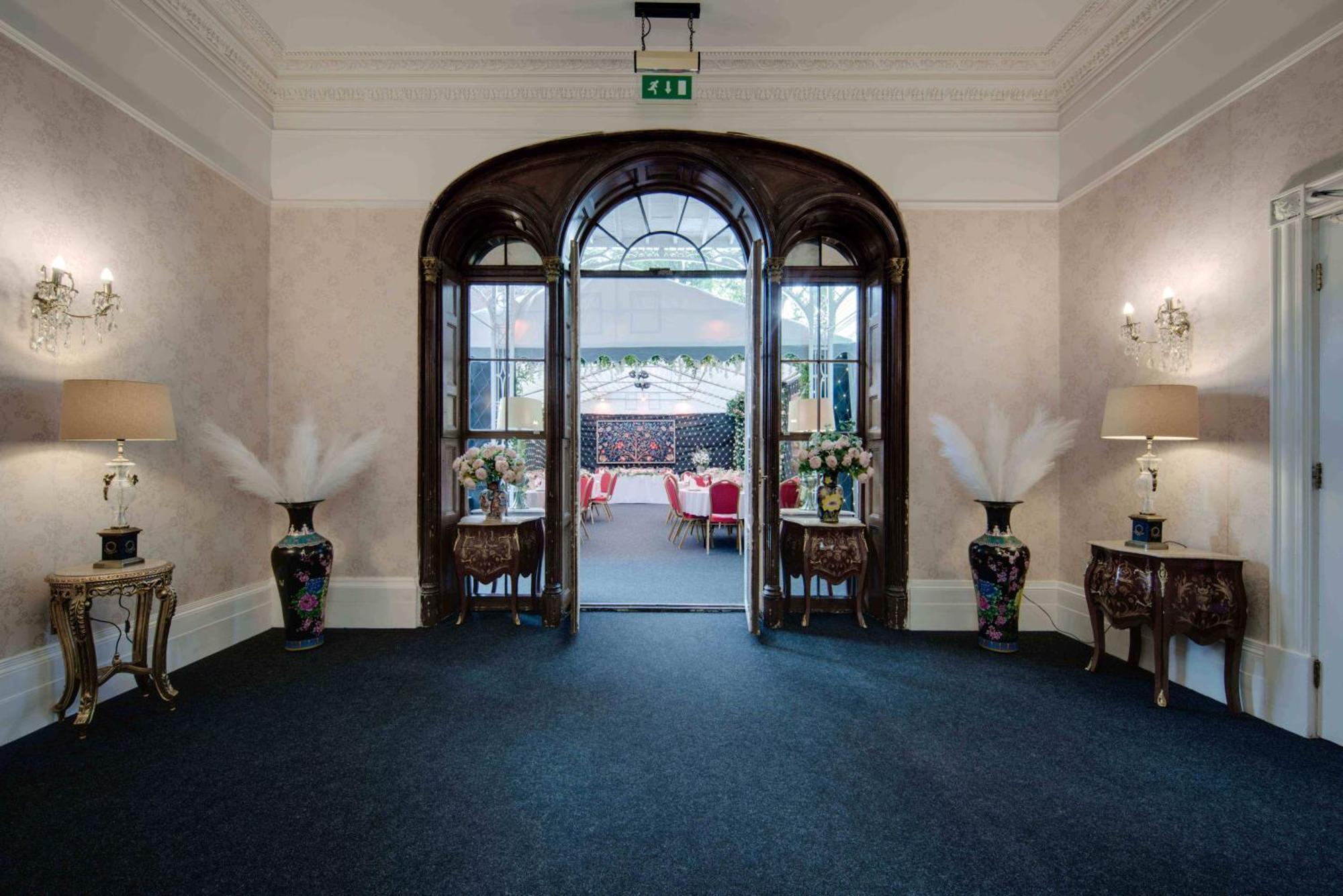 Stone Court House Hotel Maidstone Bagian luar foto
