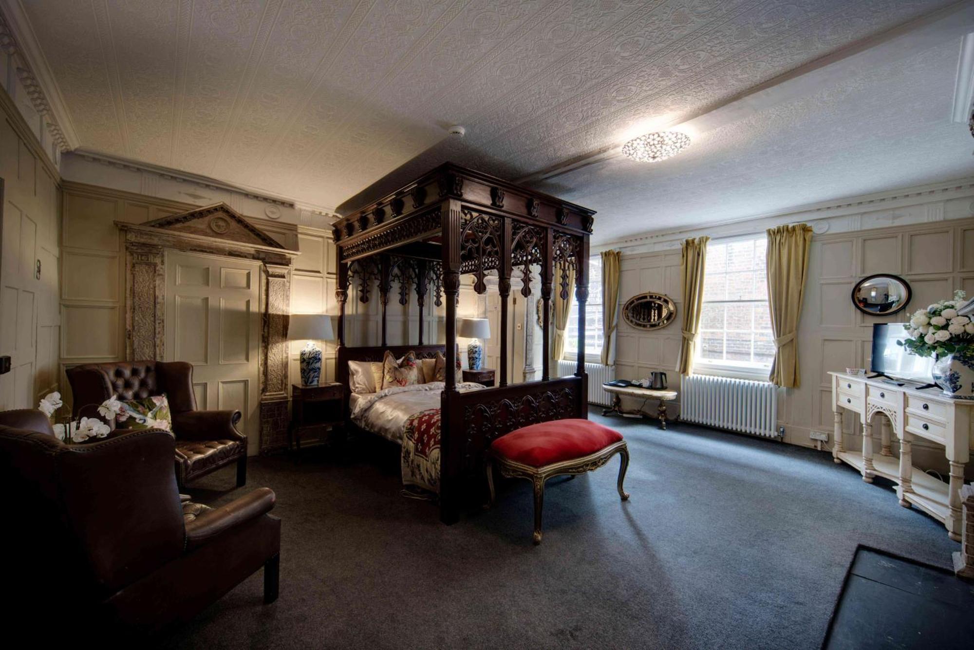 Stone Court House Hotel Maidstone Bagian luar foto